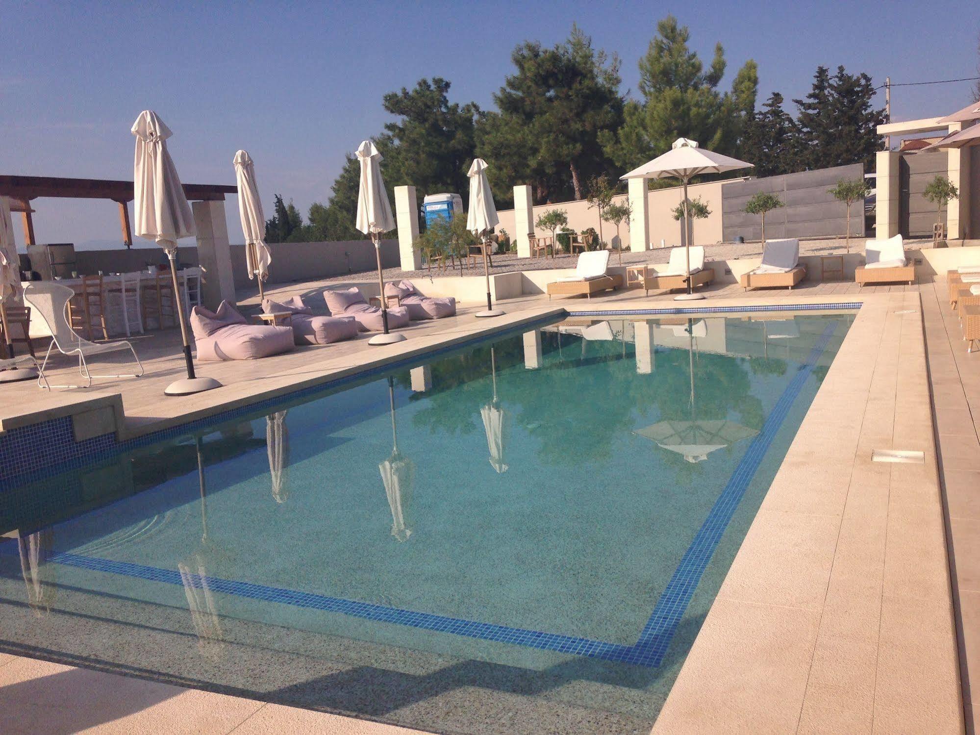 Niovi Boutique Apartments Афитос Екстериор снимка