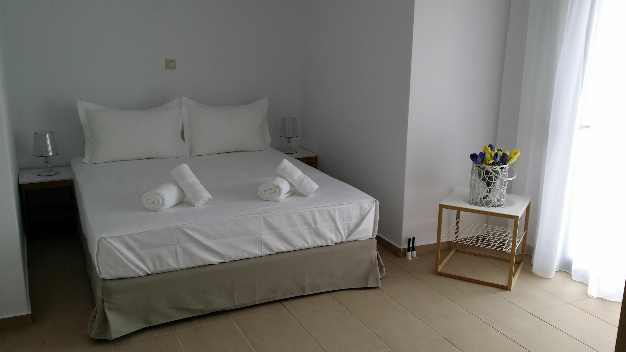 Niovi Boutique Apartments Афитос Екстериор снимка